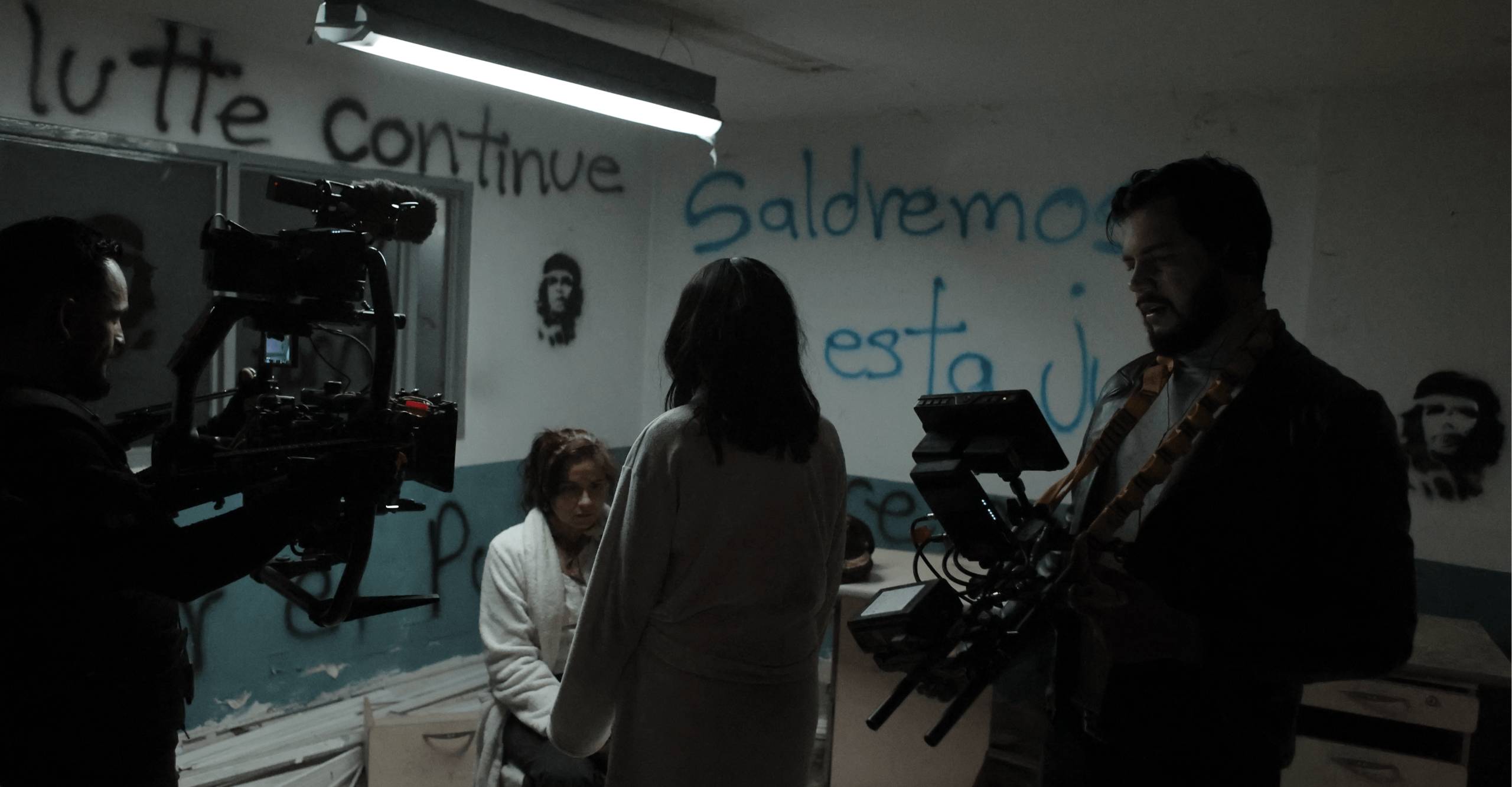 Contacta ahora a Fahrenheit